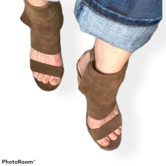 Matisse Hemingway Brown Suede Sandal Heels. Size 9.5 - Picture 5 of 16